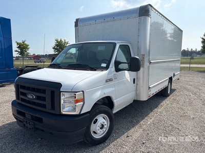 2022 Ford E-350 4x2 Van Truck