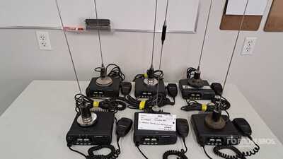 Quantity of (6) Motorola CDM-750 Truck Radios