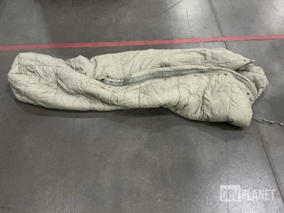 (40) Sleeping Bags
