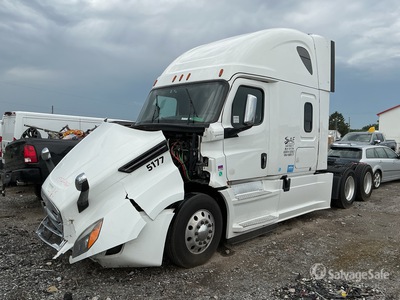 2019 Freightliner Cascadia 126 6x4 3- Achs Sattelzugmaschine mit Schlafkabine (Inoperable)