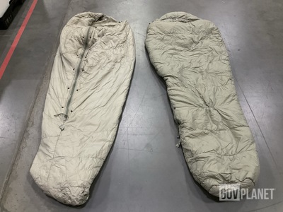 (40) Sleeping Bags