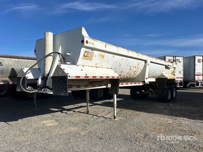 2001 CPS 32 ft T/A Remolque banera