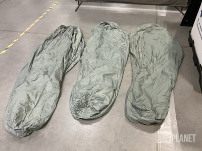 (80) Sleeping Bags