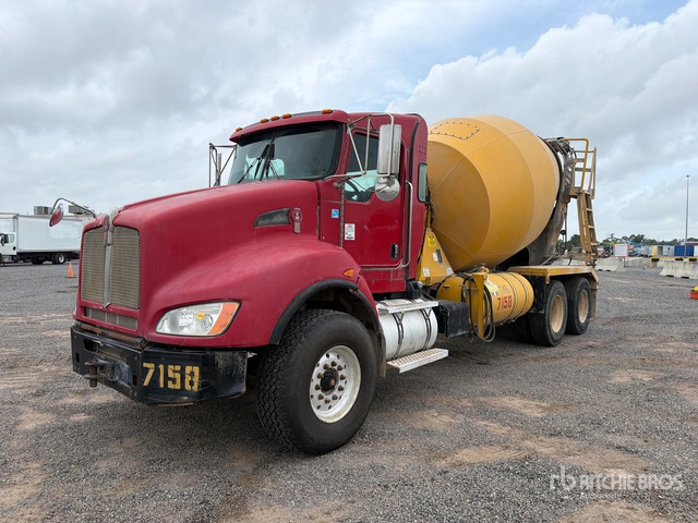 2015 Kenworth T470 6x4 Mixer Truck