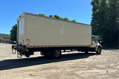 2021 International MV607 4x2 Furgoneta caja cerrada