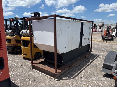 Skid-Mounted 発電機セット (250-749 kw/310-950 kva) (Inoperable)
