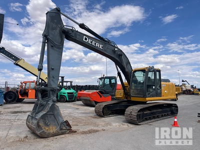 2008 John Deere 200D LC Tracked Excavator