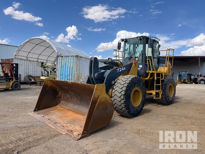 2012 John Deere 724K جرافة
