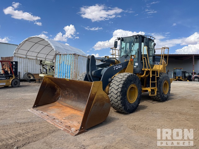 2012 John Deere 724K Wheel Loader