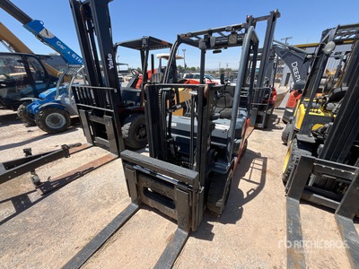 2012 Toyota 8FGCU20 4000 lb Pneumatic Tire Chariot Élévateur