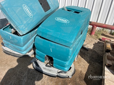 Tennant Walk Behind Floor Scrubber その他 - 店舗 & 倉庫