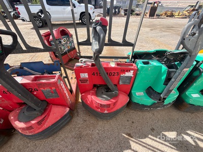 2015 Raymond 102TF45L 660 lb Electric Transpalette (Inoperable)