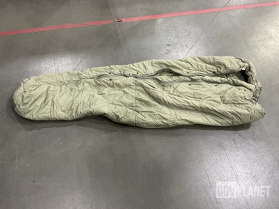 (40) Sleeping Bags