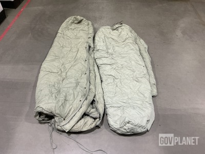 (31) Sleeping Bags