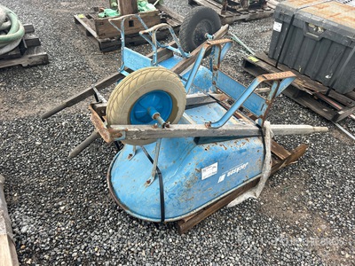 Quantity of (2) 手押し車