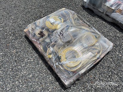 Pallet of Lifting Slings Montacargas de material