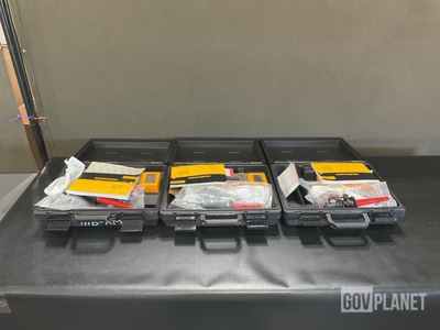 (3) Fluke 27 Multimeters