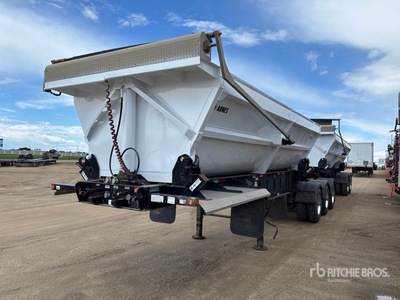 2019 Arne's 22 ft Super B-Train Lead Side Dump Trailer