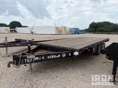 2006 Magnum 20 ft T/A Flatbed Trailer