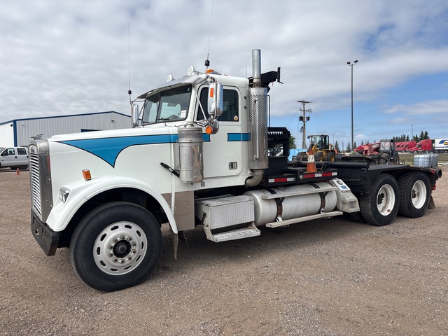 2007 Freightliner Classic 120 6x4 Winch Truck 2007 Freightliner Classic 120 6x4 Winch Truck