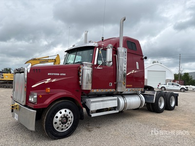 2001 Western Star 4900 6x4 Tracteur routier couchette