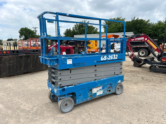 2017 Genie GS-2632 Electric Scissor Lift