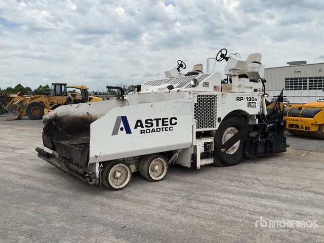 2015 Roadtec RP190E Wheel Asphalt Paver