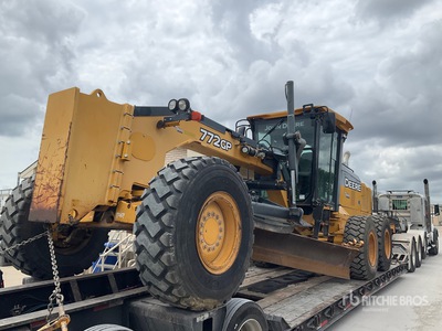 2014 John Deere 772G Motorische Grader