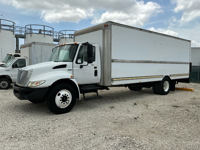 2008 International 4300 4x2 Van Truck