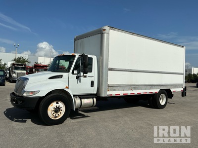 2013 International 4300 4x2 Van Truck