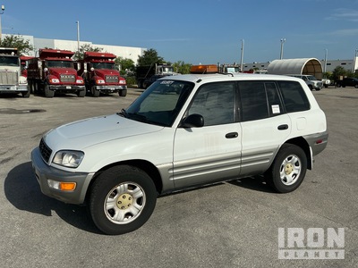 2000 Toyota RAV 2WD SUV