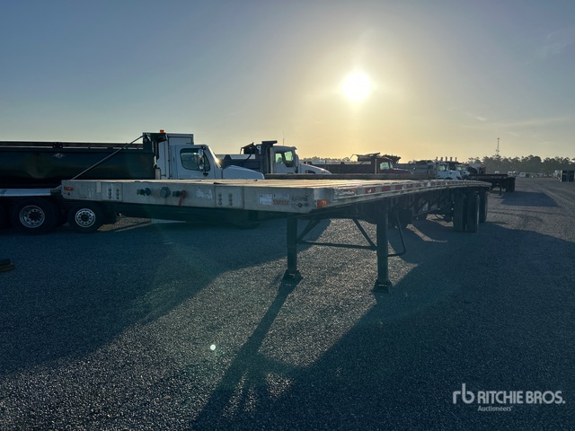 2006 Transcraft Eagle IIH W2 53 ft T/A Spread Axle Flatbed Trailer