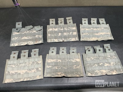 (166) M4 Three Mag Pouches