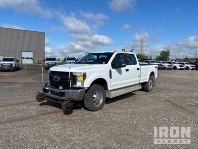 2019 Ford F-350 XL 4x4 Crew Cab Hi-Rail Pick Up