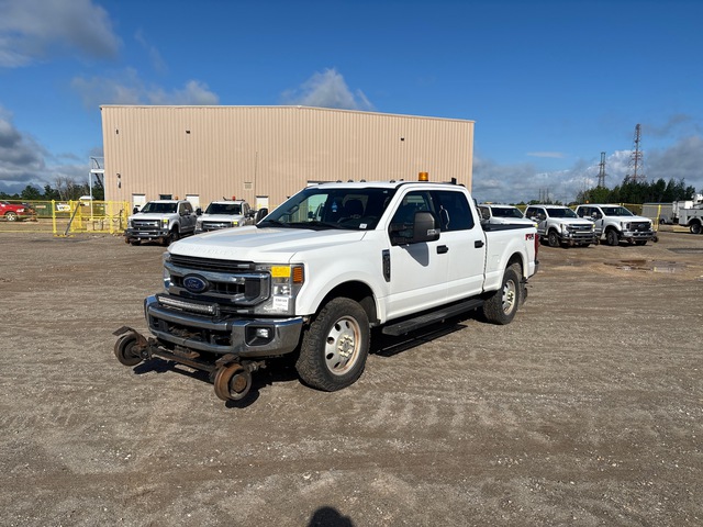 2020 Ford F-250 XLT 4x4 Crew Cab Hi-Rail Pickup