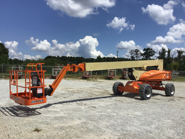 2009 JLG M600JP 4WD Diesel Telescopic Boom Lift