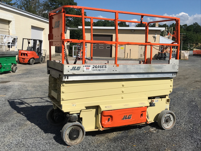 2012 JLG 2646ES Electric Scissor Lift