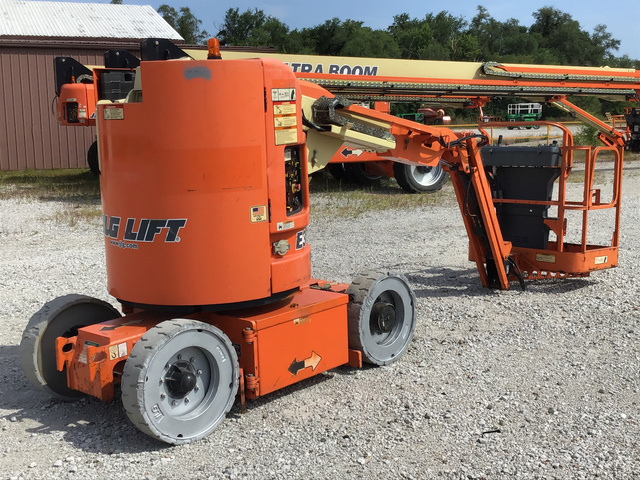 2007 JLG E300AJ Electric Articulating Boom Lift