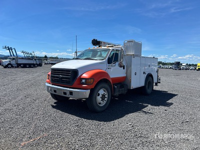 2001 Ford F-650 4x2 Service Truck