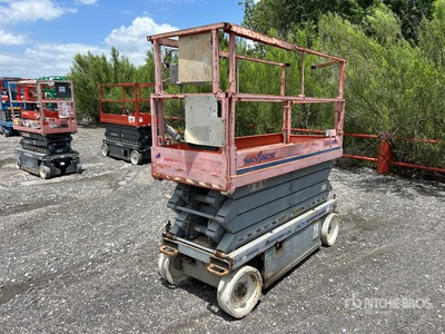 2010 Skyjack SJ3226 Electric Scissor Lift