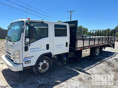 2017 Isuzu NRR 4x2 Crew Cab Camion à Plateau
