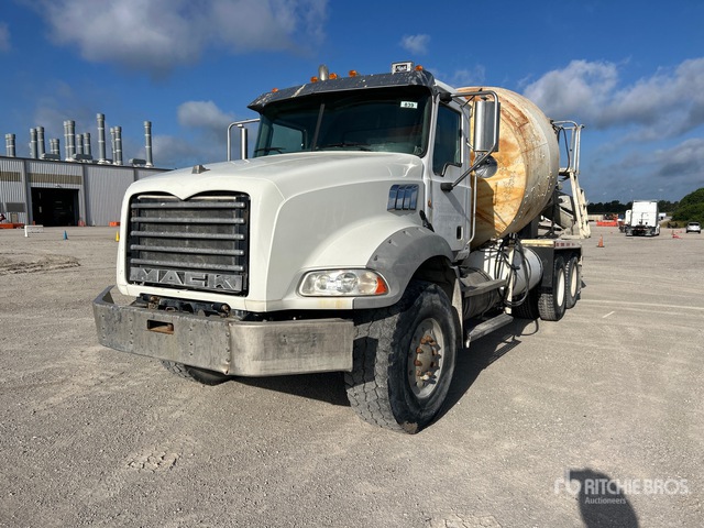 2012 Mack GU813 6x4 Mixer Truck