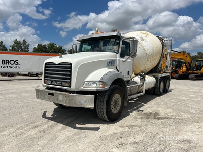 2012 Mack GU813 6x4 Mixer Truck