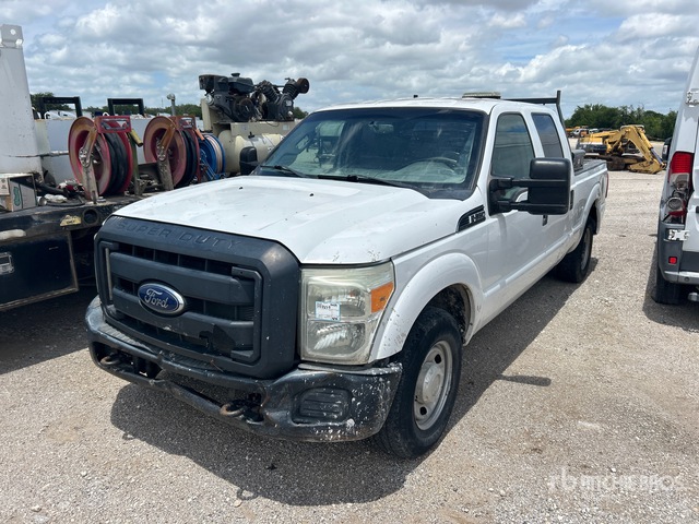 2016 Ford F-250 XL 4x2 Crew Cab Pickup