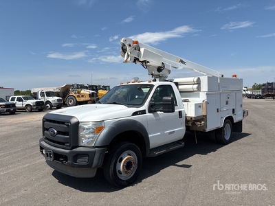 Altec AT200A 30 ft on 2012 Ford F-450 XL 4x2 Bucket Truck