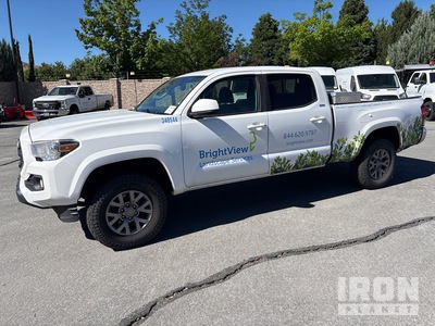 2019 Toyota Tacoma SR5 4x4 Crew Cab Pickup