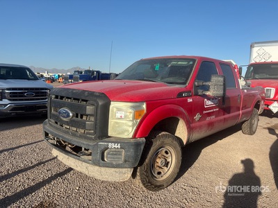 2011 Ford F-250 XL 4x4 Crew Cab ピックアップ