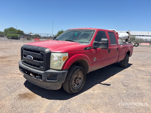 2011 Ford F-250 XL 4x4 Crew Cab Pickup