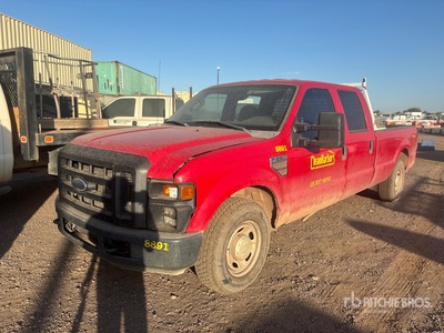 2010 Ford F-250 XL 4x2 Crew Cab Pickup