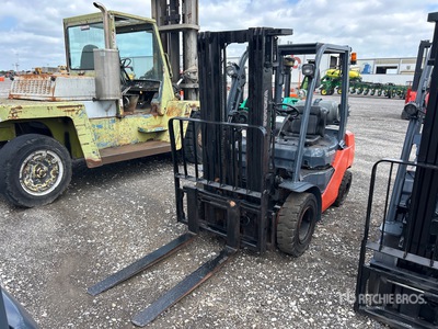 2019 Toyota 8FGU25 4500 lb Cushion Tire Chariot Élévateur